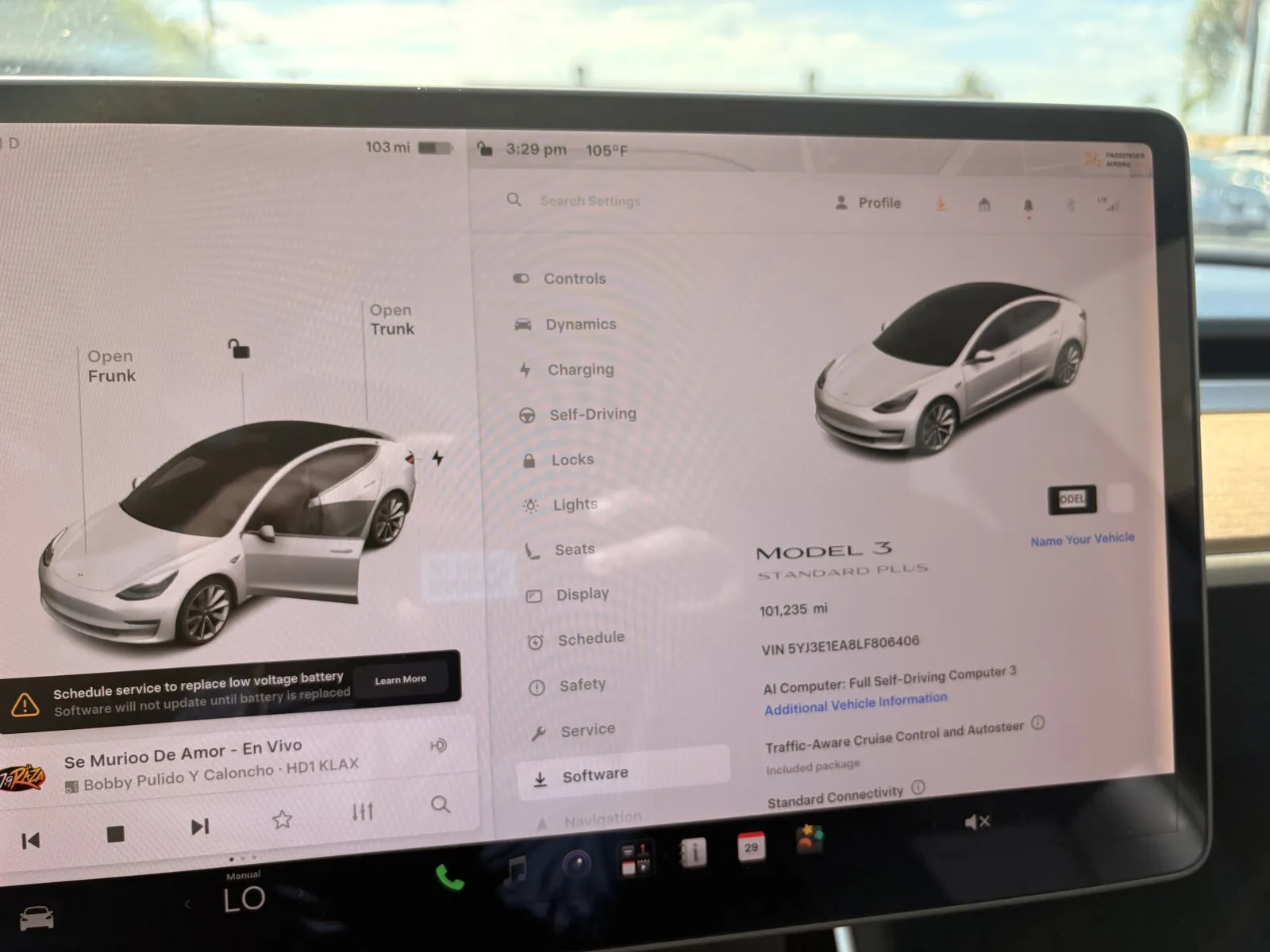Tesla Model 3 photo 13
