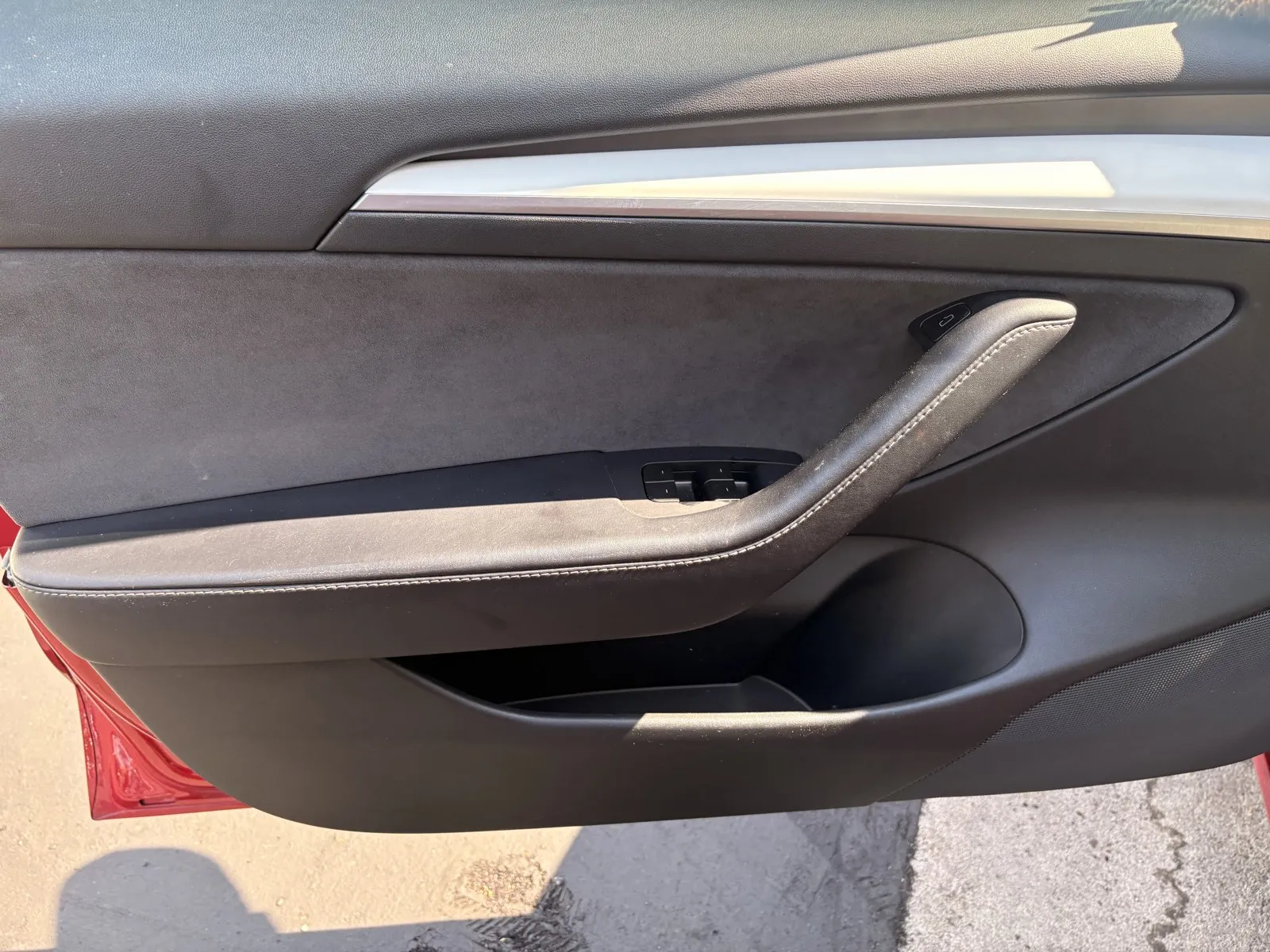 Tesla Model 3 photo 12