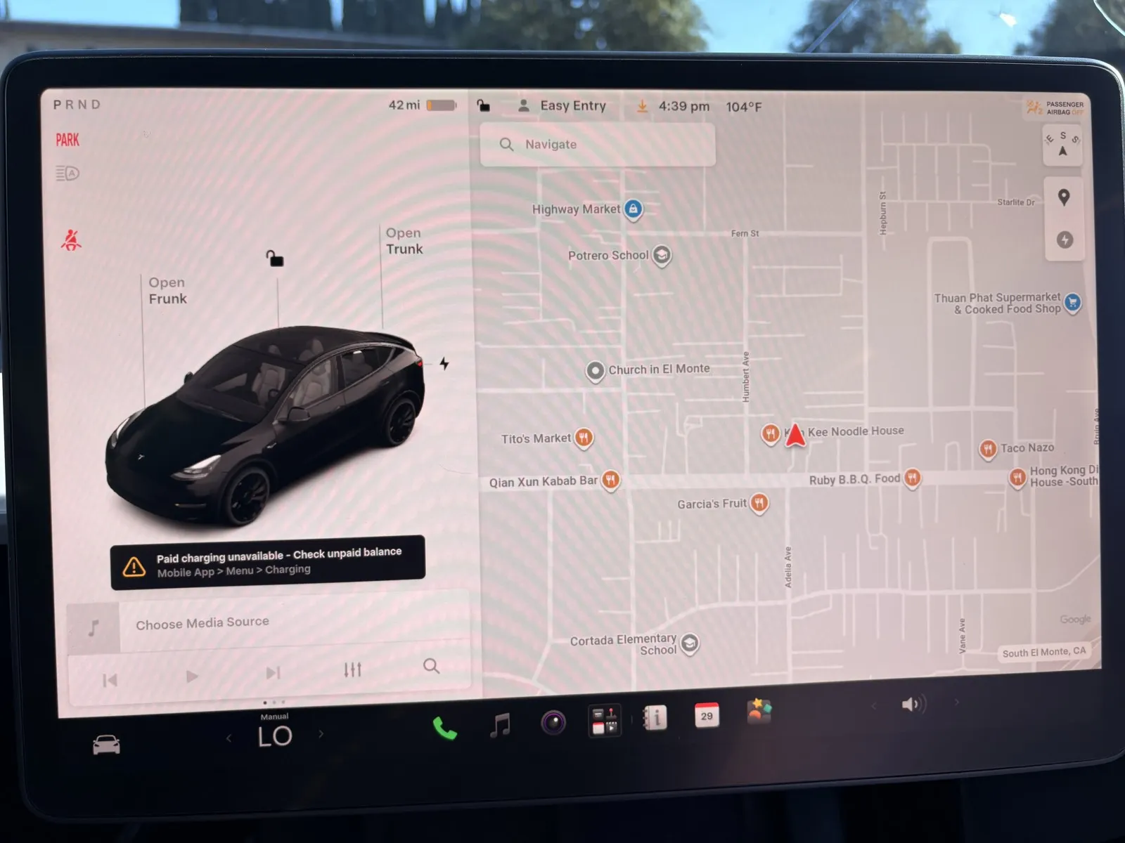 Tesla Model Y photo 15