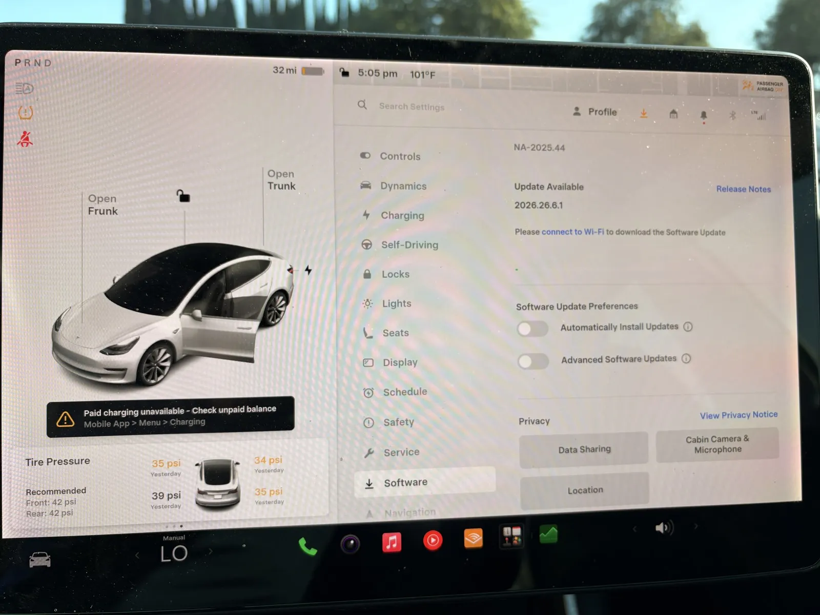 Tesla Model 3 photo 14