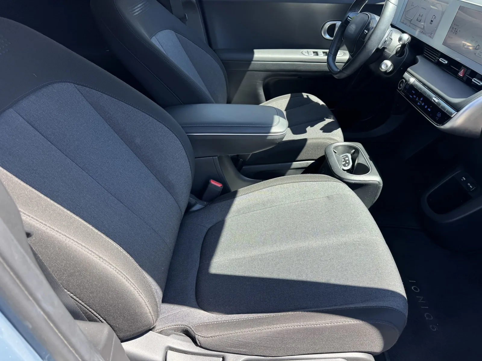 Hyundai Ioniq 5 photo 6
