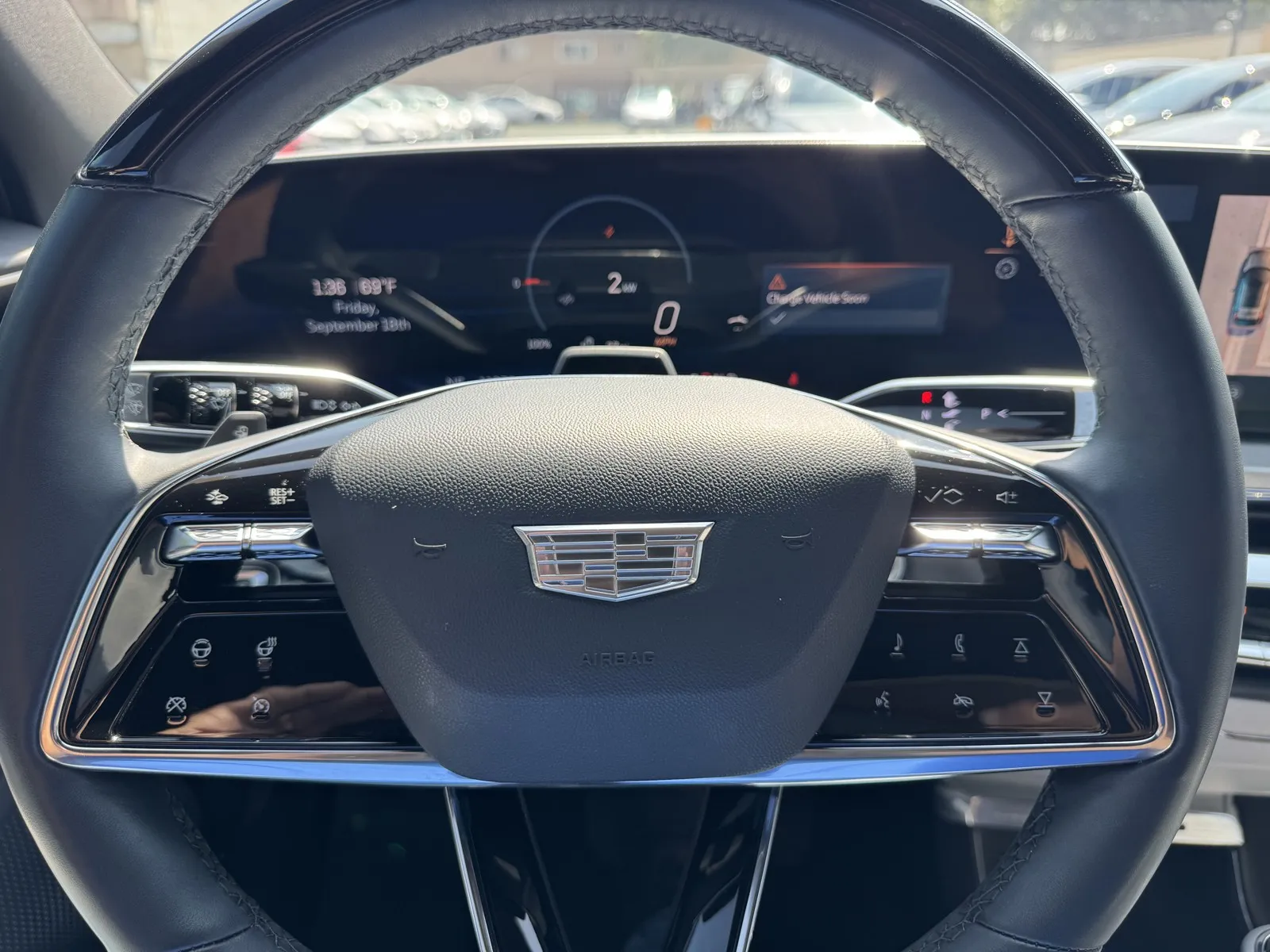 Cadillac Lyriq photo 21