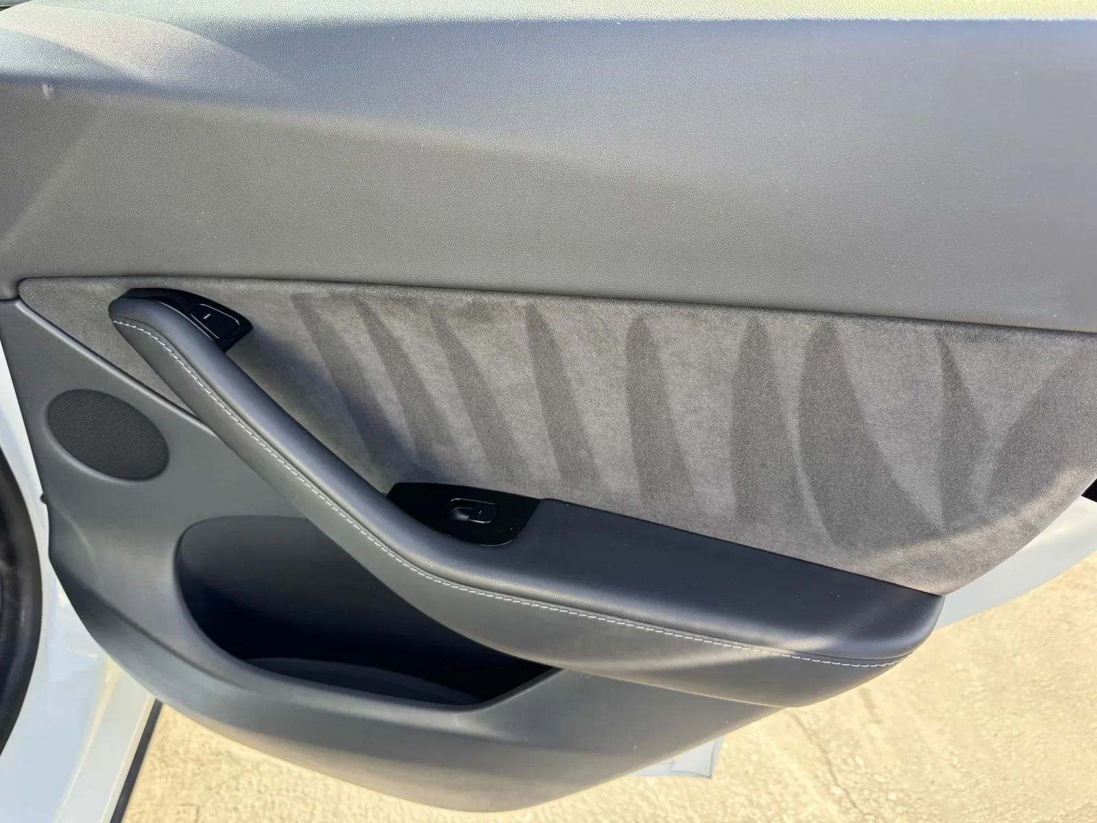 Tesla Model Y photo 9