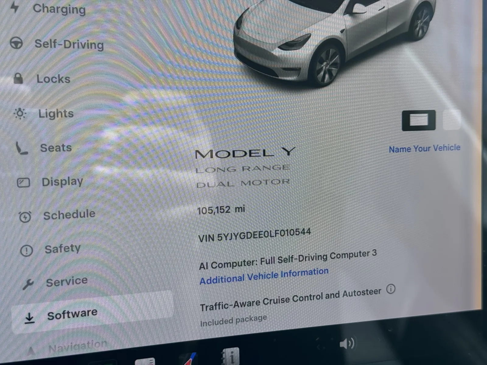 Tesla Model Y photo 15