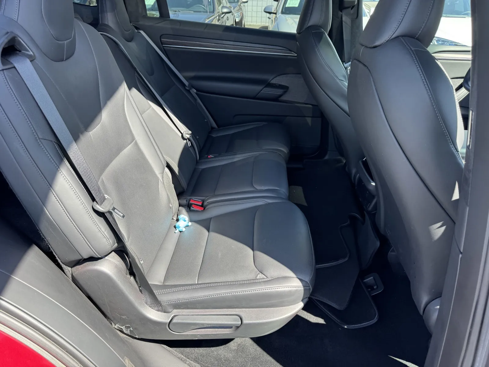 Tesla Model X photo 6
