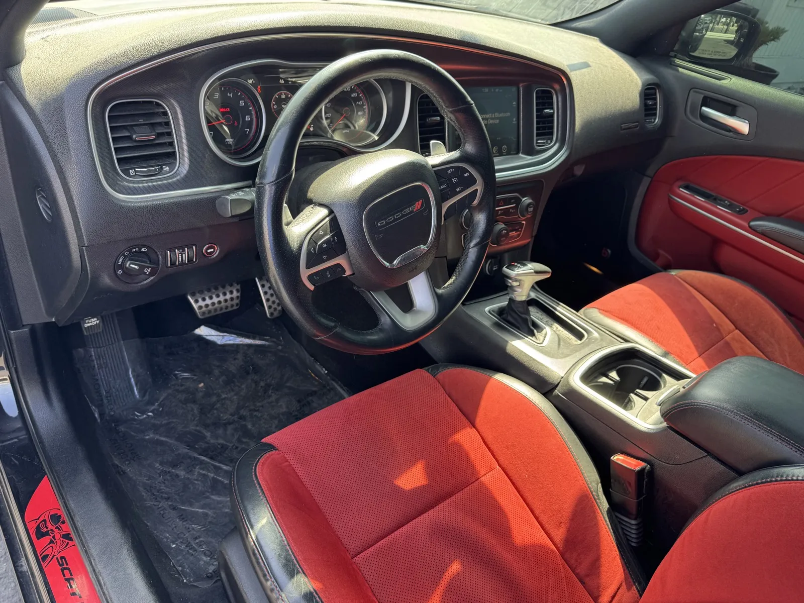 Dodge Charger photo 11