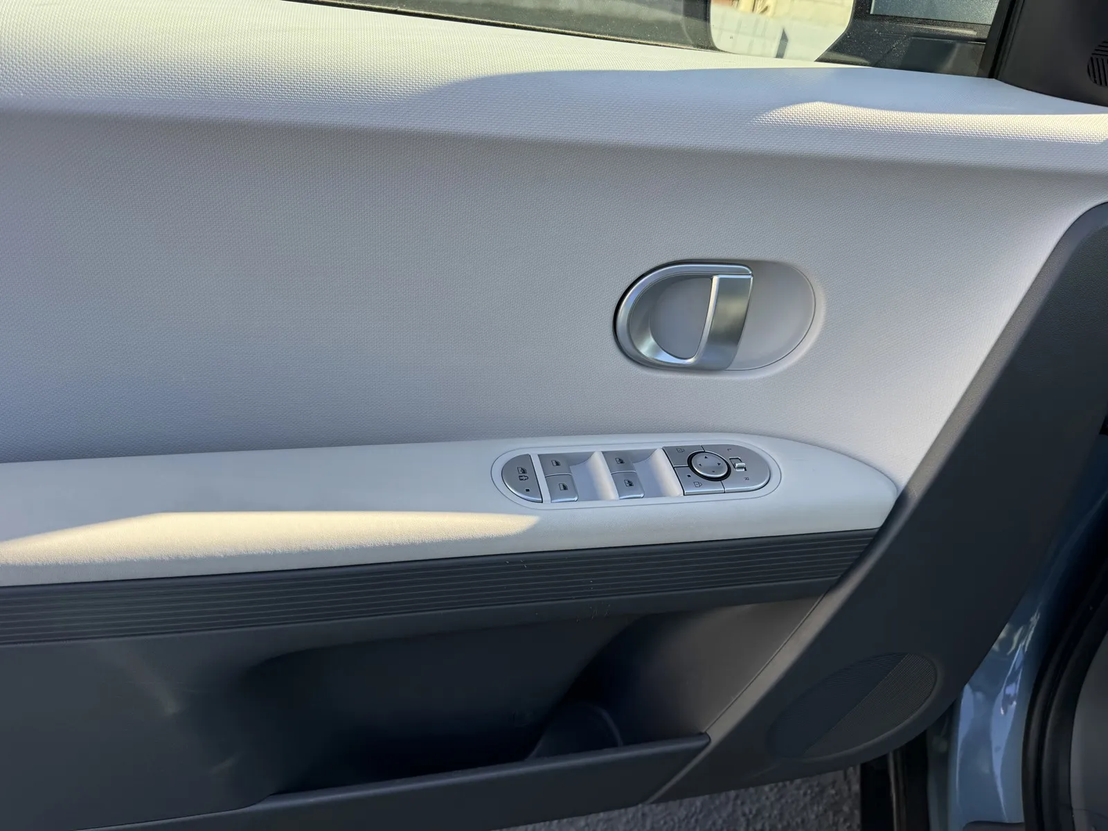 Hyundai Ioniq 5 photo 12