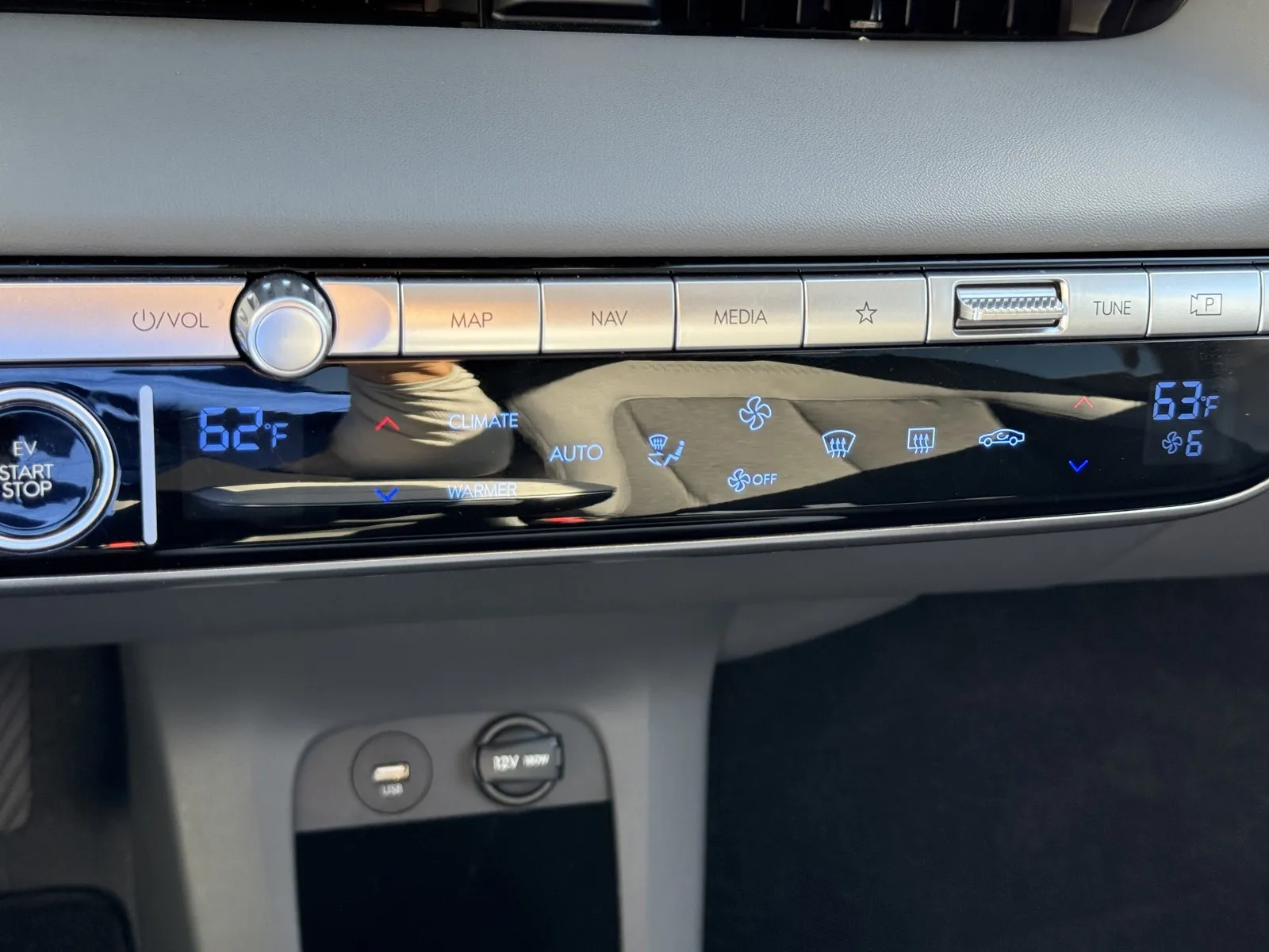 Hyundai Ioniq 5 photo 16