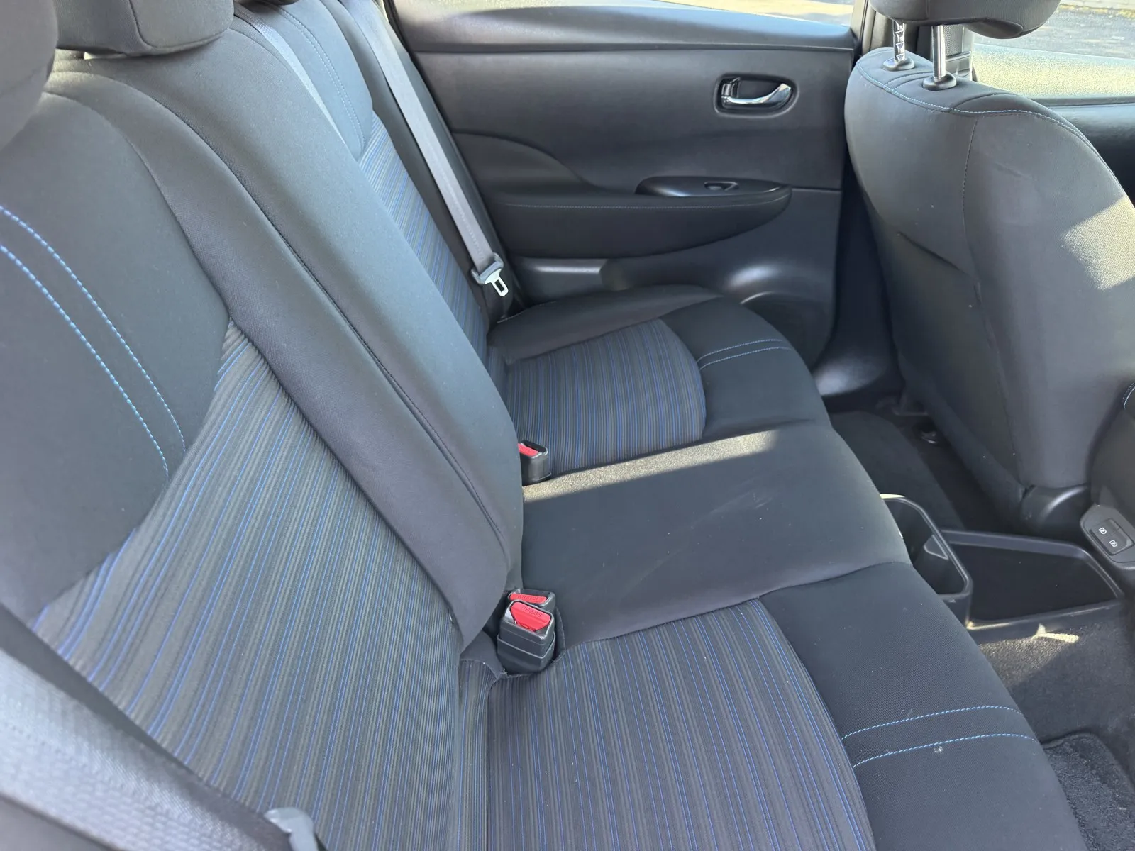 Nissan Leaf photo 7