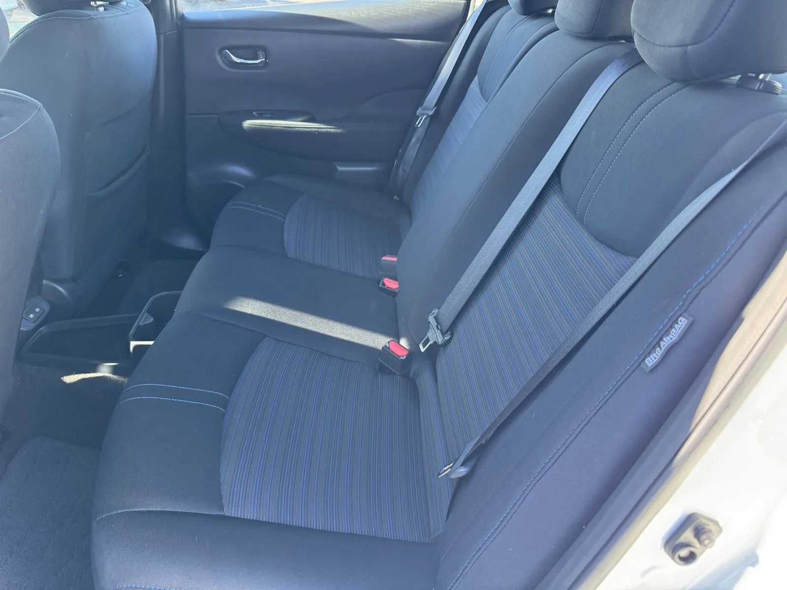 Nissan Leaf photo 9