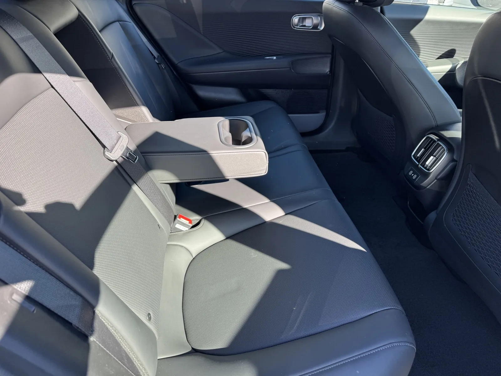 Hyundai Ioniq 6 photo 7