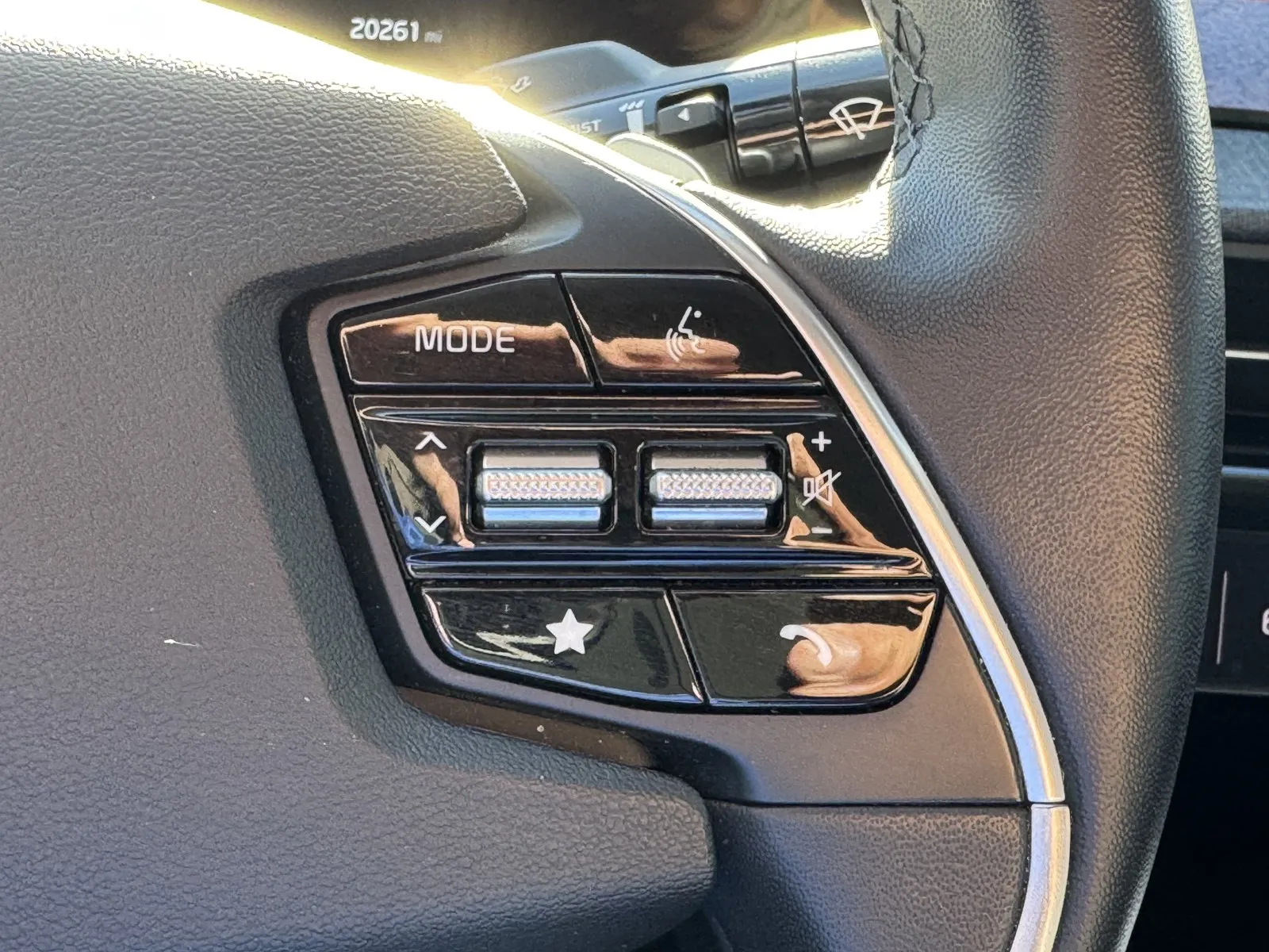 Kia EV6 photo 17
