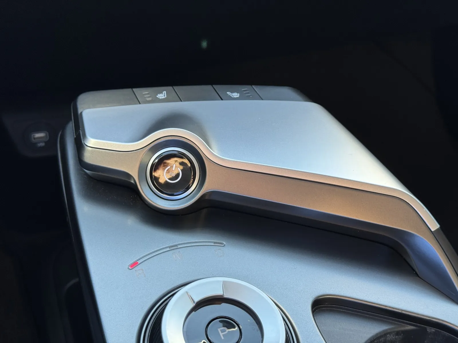 Kia EV6 photo 15