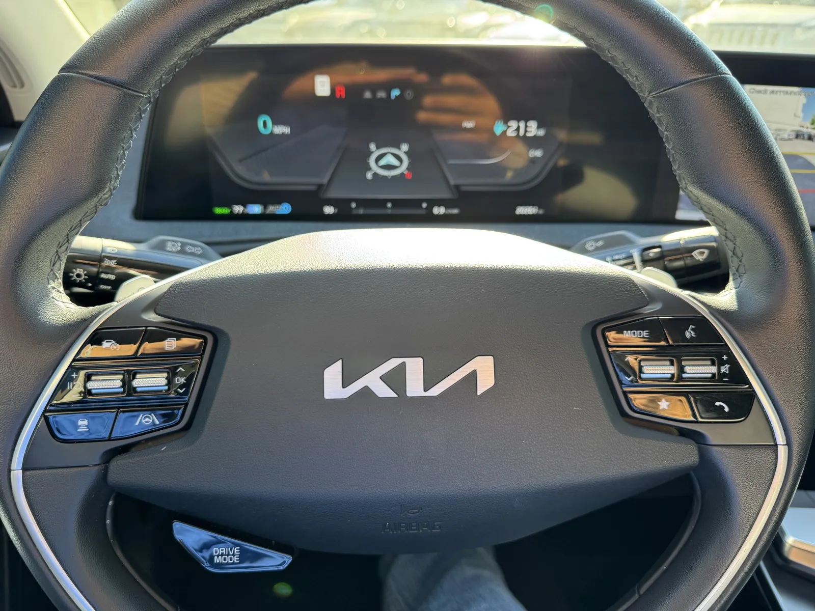 Kia EV6 photo 20