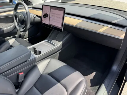 More photos of 2022 Tesla Model 3 at Premium Autos - El Monte, CA