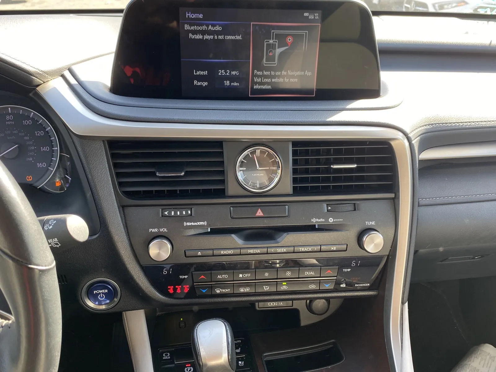 2022 Lexus RX Hybrid 450h - Photo 14
