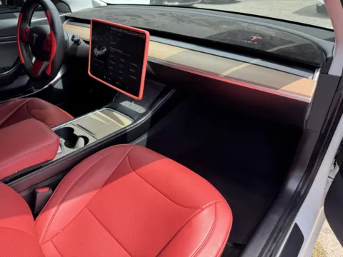 More photos of 2021 Tesla Model 3 Long Range at Premium Autos - El Monte, CA