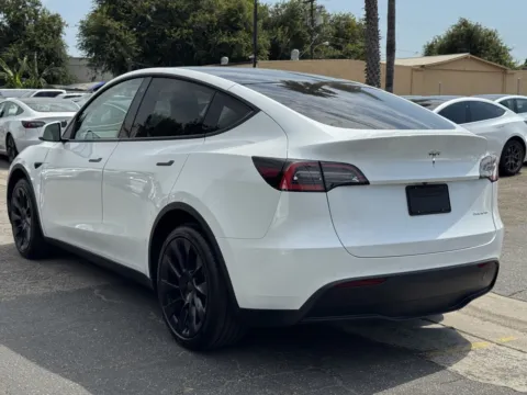 Photos of 2020 Tesla Model Y Long Range for sale in South El Monte, CA at Premium Autos - El Monte