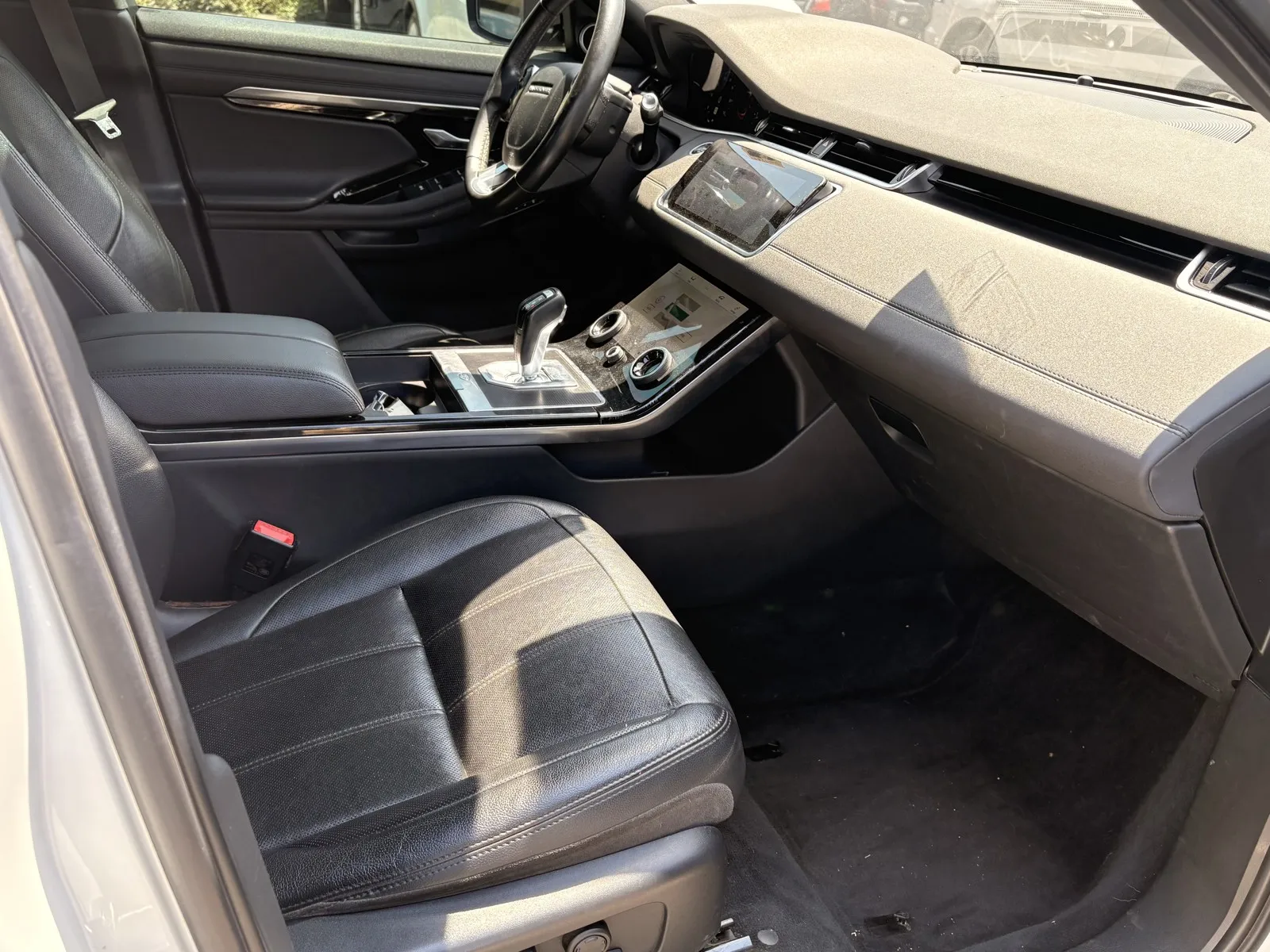 2020 Land Rover Range Rover Evoque SE - Photo 6