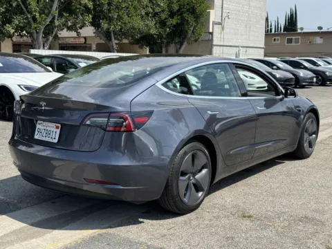 More photos of 2020 Tesla Model 3 Long Range at Premium Autos - El Monte, CA