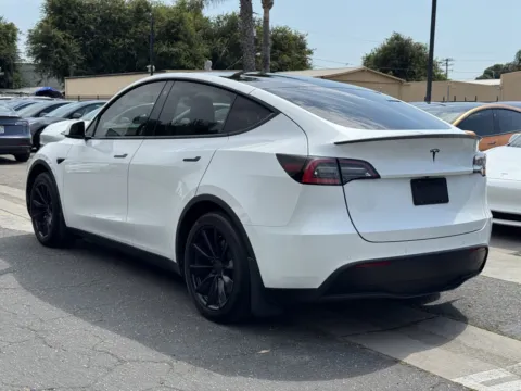 Photos of 2021 Tesla Model Y Standard Range for sale in South El Monte, CA at Premium Autos - El Monte