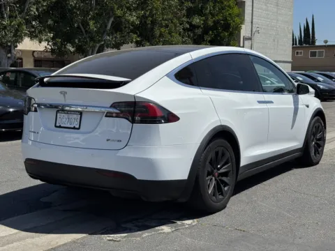 More photos of 2016 Tesla Model X at Premium Autos - El Monte, CA