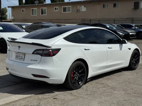 More photos of 2022 Tesla Model 3 Long Range at Premium Autos - El Monte, CA