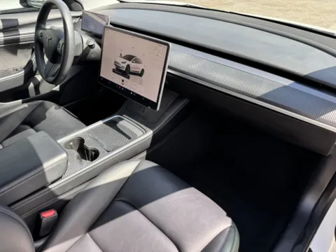More photos of 2022 Tesla Model 3 Long Range at Premium Autos - El Monte, CA