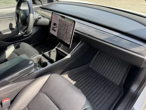 More photos of 2020 Tesla Model 3 Performance at Premium Autos - El Monte, CA