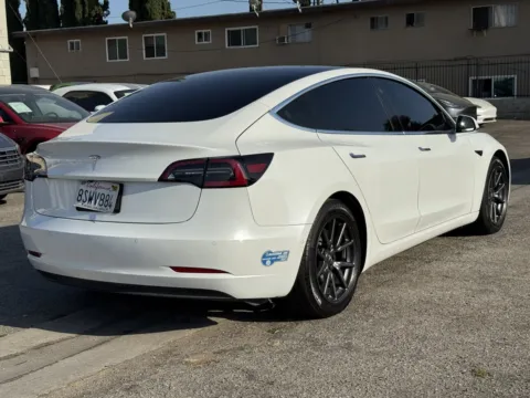 More photos of 2020 Tesla Model 3 at Premium Autos - El Monte, CA