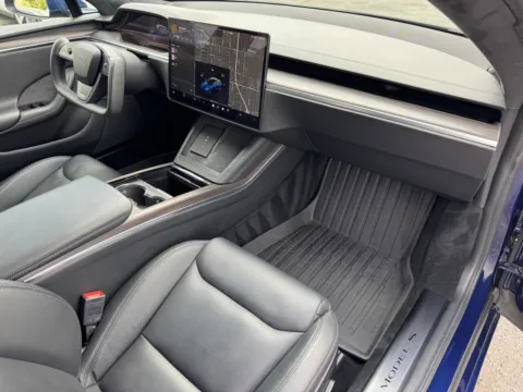 More photos of 2022 Tesla Model S at Premium Autos - El Monte, CA