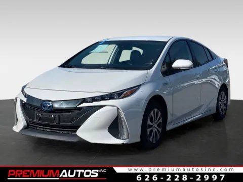 White 2021 Toyota Prius Prime XLE for sale in South El Monte, CA