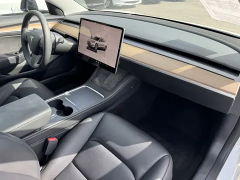 More photos of 2022 Tesla Model 3 at Premium Autos - El Monte, CA