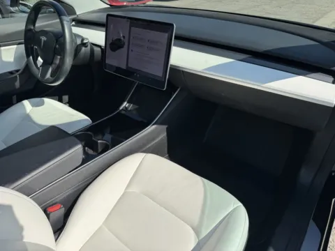 More photos of 2018 Tesla Model 3 Mid Range *ON LOT* at Premium Autos - El Monte, CA