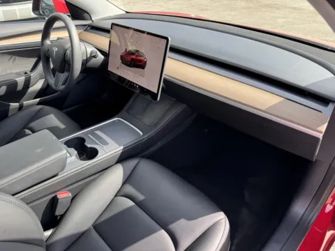 More photos of 2022 Tesla Model 3 at Premium Autos - El Monte, CA
