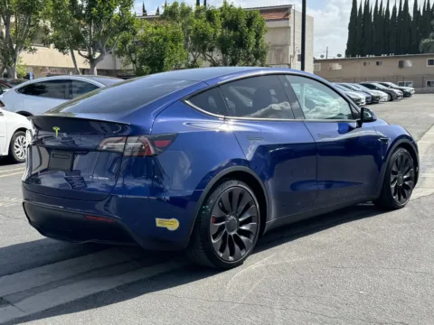 More photos of 2021 Tesla Model Y Performance at Premium Autos - El Monte, CA
