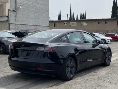 More photos of 2021 Tesla Model 3 Standard Range Plus at Premium Autos - El Monte, CA