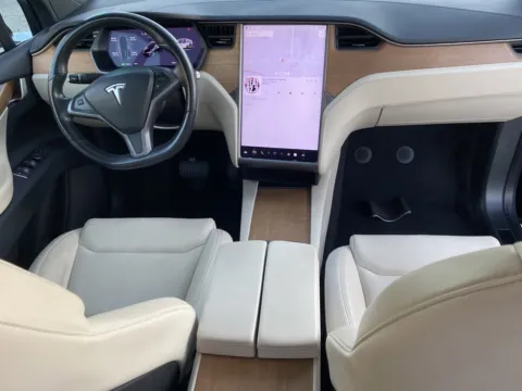 More photos of 2020 Tesla Model X Long Range Plus *Tow Hitch Included* at Premium Autos - El Monte, CA