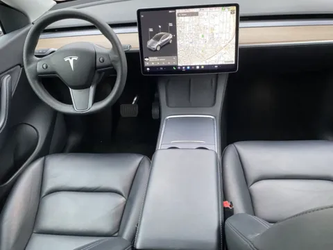 More photos of 2021 Tesla Model Y Long Range Dual Motor at Premium Autos - El Monte, CA