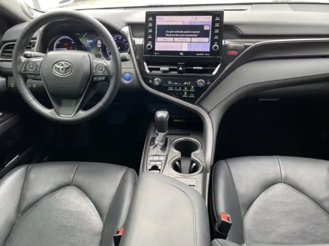 More photos of 2022 Toyota Camry Hybrid XSE at Premium Autos - El Monte, CA