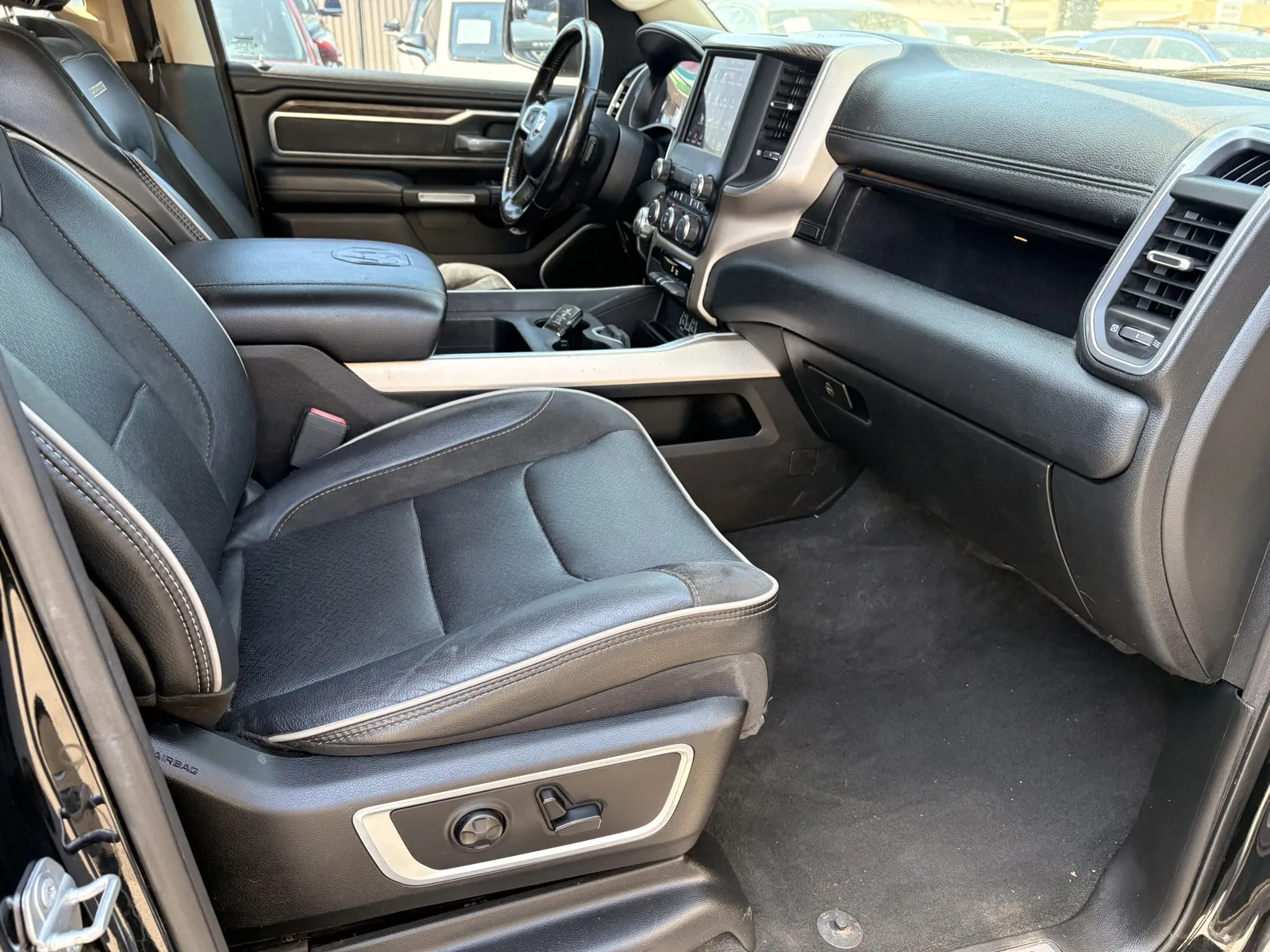 Ram 1500 photo 6
