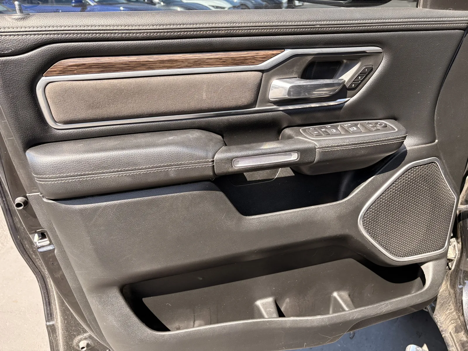 Ram 1500 photo 12