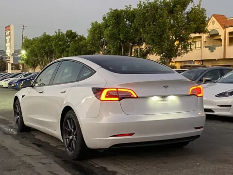 Photos of 2021 Tesla Model 3 Standard Range Plus for sale in South El Monte, CA at Premium Autos - El Monte