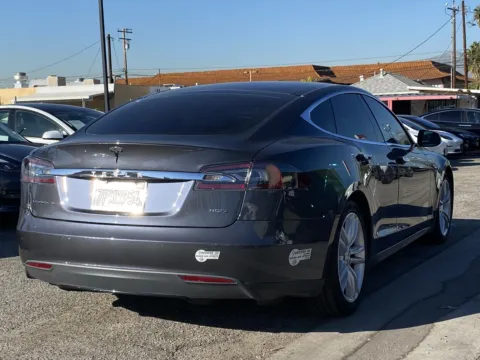 More photos of 2015 Tesla Model S 85D *Moon Roof Feature* at Premium Autos - El Monte, CA