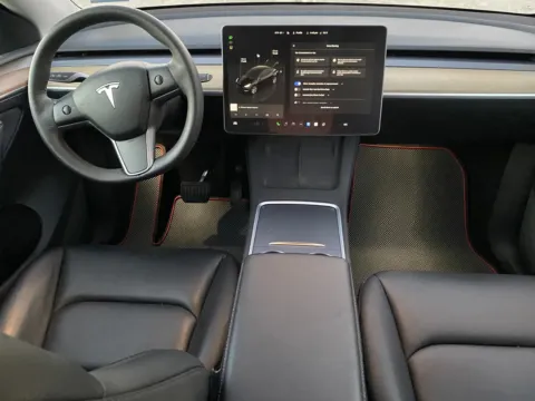 More photos of 2023 Tesla Model Y Long Range* at Premium Autos - El Monte, CA