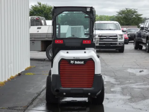 More photos of 2023 BOBCAT L28 at Pettijohn Offroad, MO