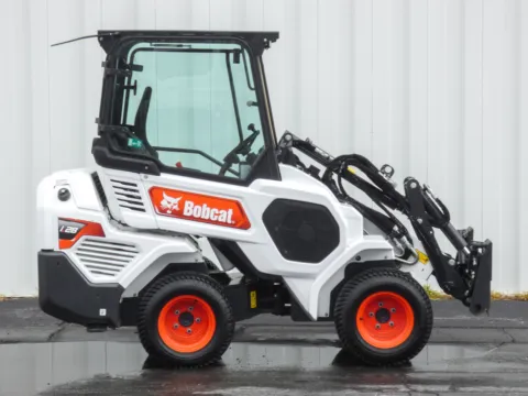 Photos of 2023 BOBCAT L28 for sale in Trenton, MO at Pettijohn Offroad