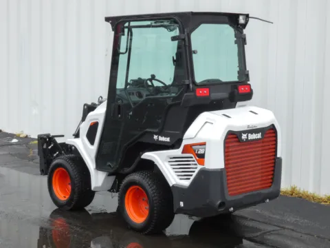 More photos of 2023 BOBCAT L28 at Pettijohn Offroad, MO