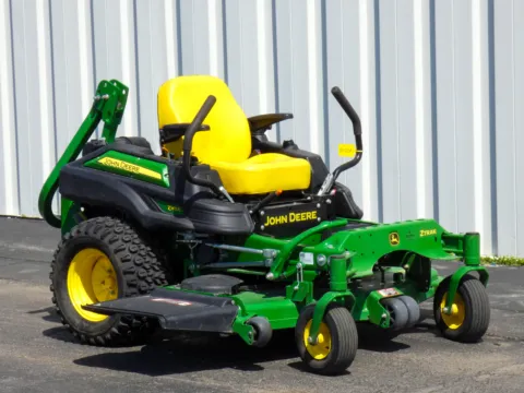 Green 2018 JOHN DEERE Z915E for sale in Trenton, MO
