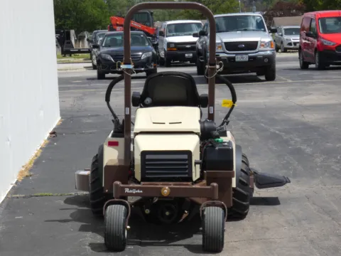 More photos of 2026 GRASSHOPPER 725D FRONTMOUNT at Pettijohn Offroad, MO